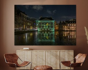 Projektion des Brunnens auf das Mauritshuis von Marian Sintemaartensdijk
