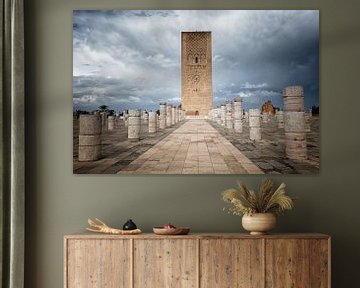 De Hassan Toren, de minaret van de incomplete moskee in Rabat in Marokko van Bas Meelker