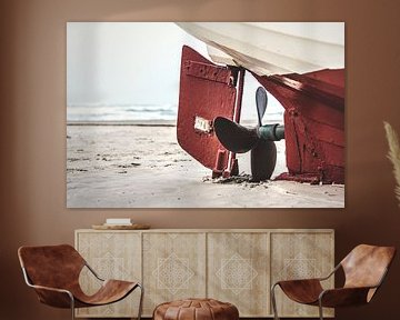 Propeller on the beach by Florian Kunde