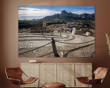 Dorpje Polop op de bergen in Alicante, Spanje van Joost Adriaanse