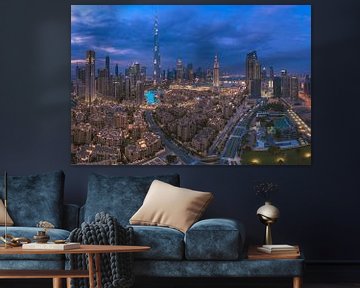 Dubai Downtown Panorama op het blauwe uur van Jean Claude Castor