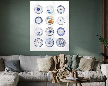 French plates white with blue croissant by Blond Beeld