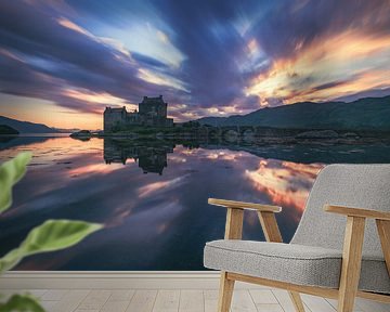 Schottland Eilean Donan Castle mit Spiegelung im Loch Duich von Jean Claude Castor