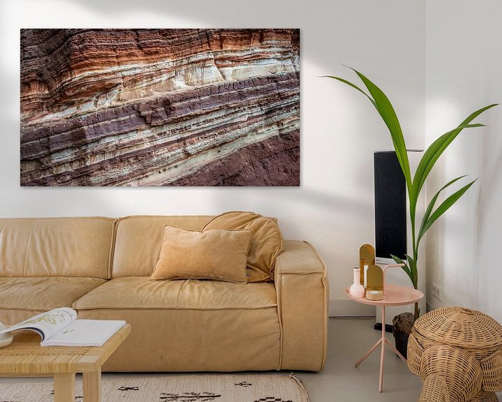 Sfeerimpressie: Rotswand erosie structuur Helgoland van Martijn van Dellen