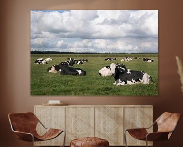 Zwart-witte koeien en hollandse lucht van Carola van Rooy