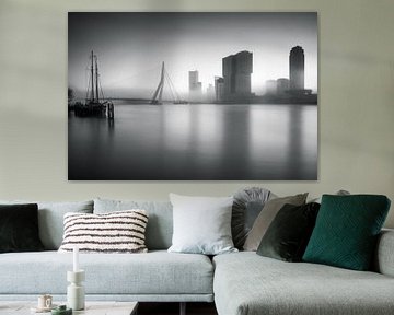 Nebliger Morgen in Rotterdam von Ilya Korzelius