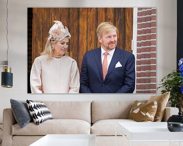 Koningin Maxima en Koning Willem Alexander bezoeken Hoogeveen op 18 september 2019 van Ronald Wilfred Jansen