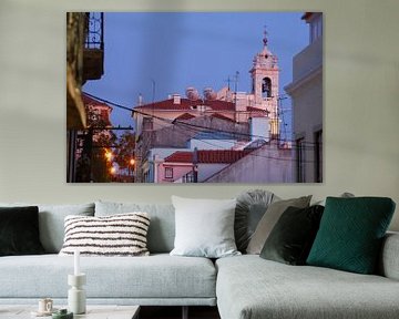 Igreja da Rua das Chagas in de Abendd�mmerung in de Bairro Alto, Lissabon, Portugal van Torsten Krüger