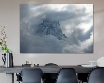 Matterhorn in de wolken, Zermatt, Zwitserland van Torsten Krüger