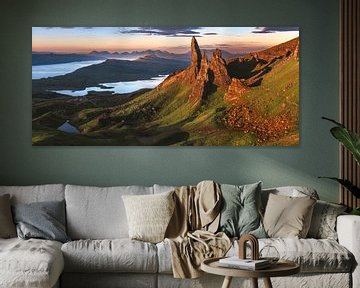 Schottland Old Man of Storr Panorama im Morgenrot von Jean Claude Castor