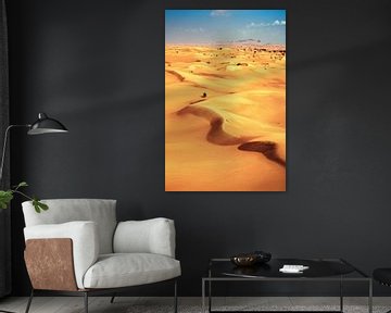 Dubai-woestijn met zandduinen van Jean Claude Castor