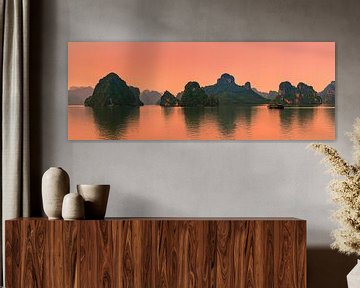 Panorama Sunrise Ha Long Bay, Vietnam