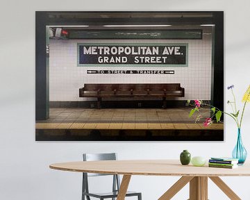 Metro Manhattan, New York Metropolitan Avenue by Tineke Visscher