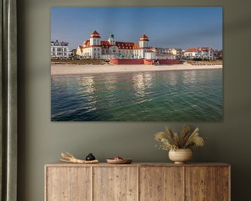 Strand und Kurhaus in Binz auf Rügen an der Ostsee von Christian Müringer