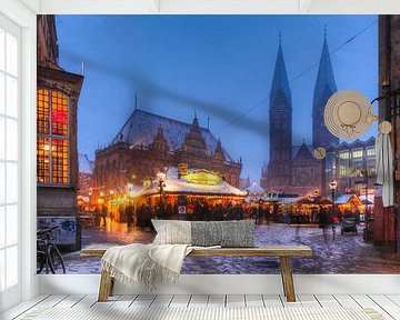 Oud stadhuis met St. Petri-kathedraal en kerstmarkt op het marktplein in Abendd�mmerung, Bremen, Dui van Torsten Krüger