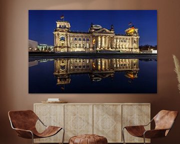 Reichstag mit voller Spiegelung von Frank Herrmann