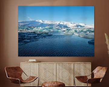 Die isländische Landschaft, Jökulsárlón. Gletschersee und Diamantstrand von Gert Hilbink