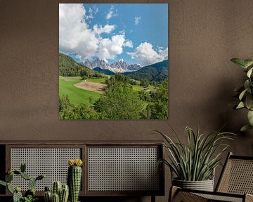 Kirche St. Johann in Ranui, Villnoss Tal, Sankt Magdalena - Santa Maddalena Alta, South Tyrol - Haut by Rene van der Meer