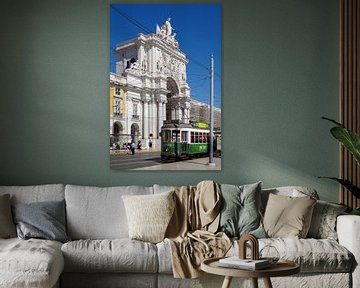 L'Arco da Rua Augusta à Lisbonne, devant lequel se trouve un tram sur Berthold Werner