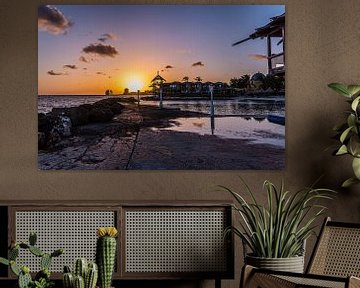 Coucher de soleil sur la plage d'Avila à Curaçao sur Joke Van Eeghem