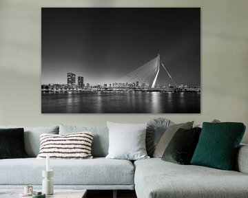La ligne d'horizon de Rotterdam en noir et blanc