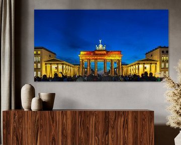 De Brandenburger Tor in een speciale verlichting ter gelegenheid van een lichtfeest in Berlijn.