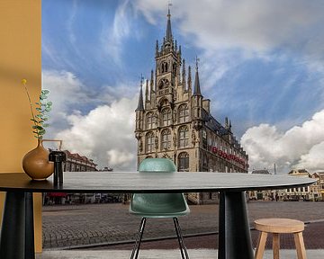 Oude stadhuis in centrum van Gouda, Nederland van Joost Adriaanse