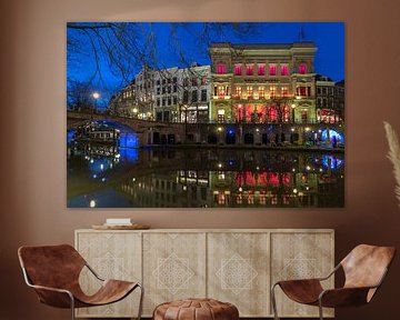 Oudegracht Utrecht blaue Stunde, Laden von Sinkel und Bezembrug von Russcher Tekst & Beeld