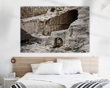 Anciens tunnels sous le Mont du Temple. Tunnels dans la roche, la pierre, les passages souterrains d sur Michael Semenov
