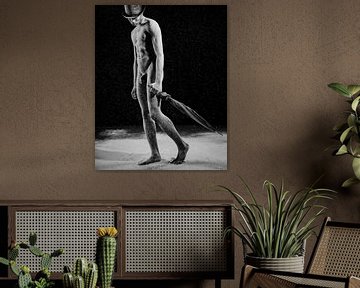 Mooie naakte man gefotografeerd in zwart wit van Photostudioholland