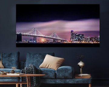 Bay Bridge in San Francisco in de avond van Atelier Liesjes