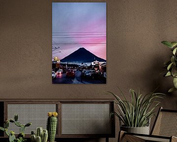 Costa Rica - Arenal Vulkaan tijdens zonsondergang van Jordy Brada