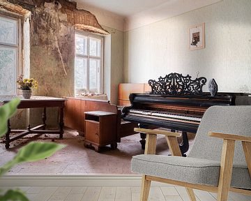 Mooie Verlaten Piano. van Roman Robroek - Foto's van Verlaten Gebouwen
