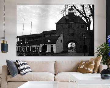 Vischpoort van Harderwijk in black and white