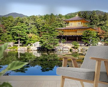 Het gouden paviljoen, Kinkaku-Ji , in Kyoto van Mickéle Godderis