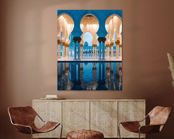 Sheikh Zayed Mosque (Abu Dhabi) in the evening