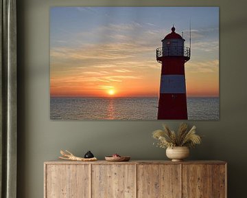 Sonnenuntergang Leuchtturm Westkapelle von Zeeland op Foto