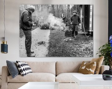 zwartwit foto van rook in het bos van Kim Groenendal
