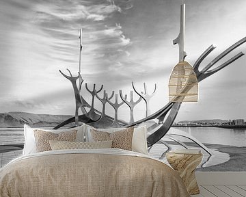 Solfar Vikingschip in Reykjavik van Jan Schuler