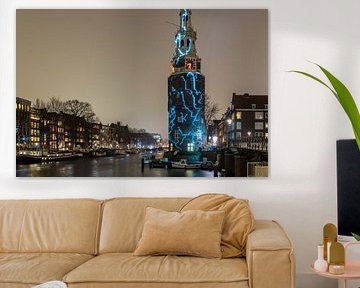 Amsterdamer Turm beleuchtet