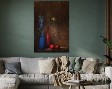 Stilleven met rood blauw , geel en rode appels van Saskia Dingemans Awarded Photographer