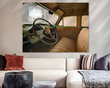 vintage retro auto interieur urbex urban exploring ford consul van sam vanneste