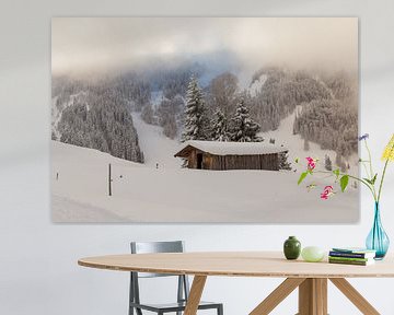 Berghütte im Schnee von Guido Akster