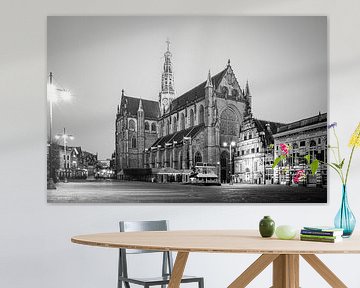 Grote Mark in Haarlem - zwart wit