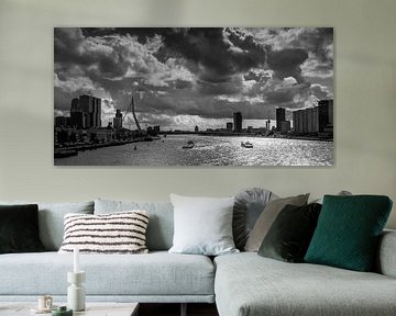 Skyline of Rotterdam in black and white by Lizanne van Spanje