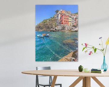 Boote im Hafen von Riomaggiore Cinque Terre vor Anker