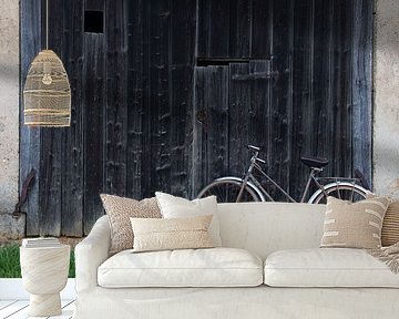 Fiets voor schuurdeur