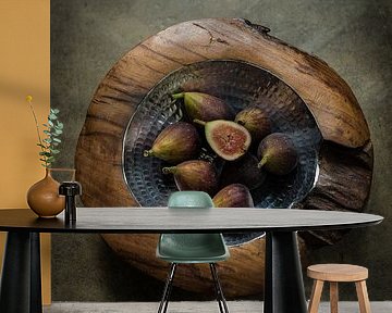 figs in wooden bowl by Caroline Martinot
