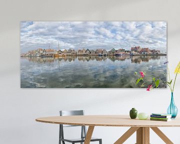 Le port de Volendam avec le ciel hollandais sur Marianne Jonkman