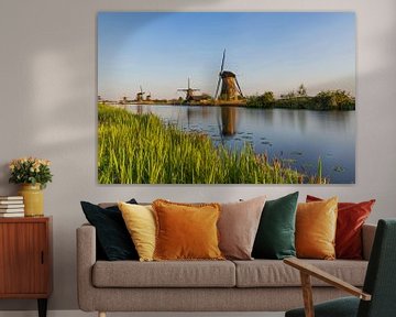 Les moulins de Kinderdijk lors d'une soirée ensoleillée